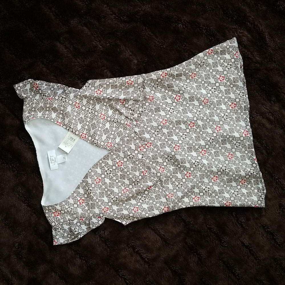 Ann Taylor LOFT Petites Short Sleeves Top - Size 0P